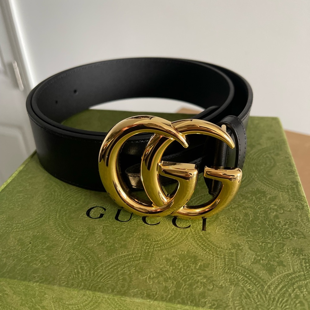 Gucci women belt size 85